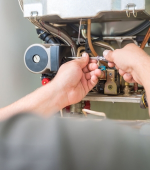 🔧 Συντήρηση και Επισκευή Καυστήρα – Ασφάλεια, Απόδοση και Μείωση Κατανάλωσης